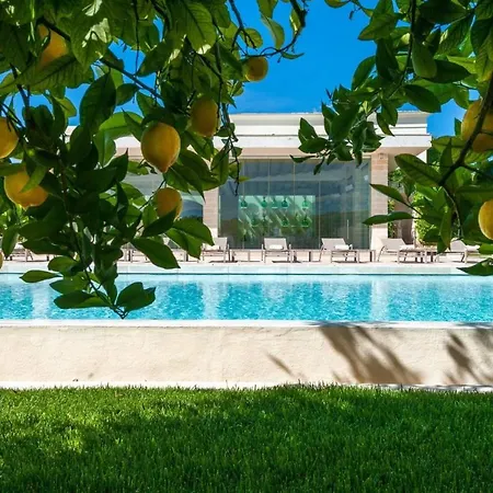 Splendid Structure In Every Sense Surrounded By Citrus Groves * Taranto